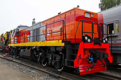 Sinara Transport Machines Supplies Innovative TEM10 Diesel Locomotives to Metallurgical Enterprises