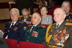 Ветеранов поздравили с Праздником Победы
