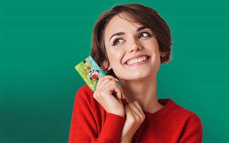 СКБ-банк перевыпустил Карту Добра