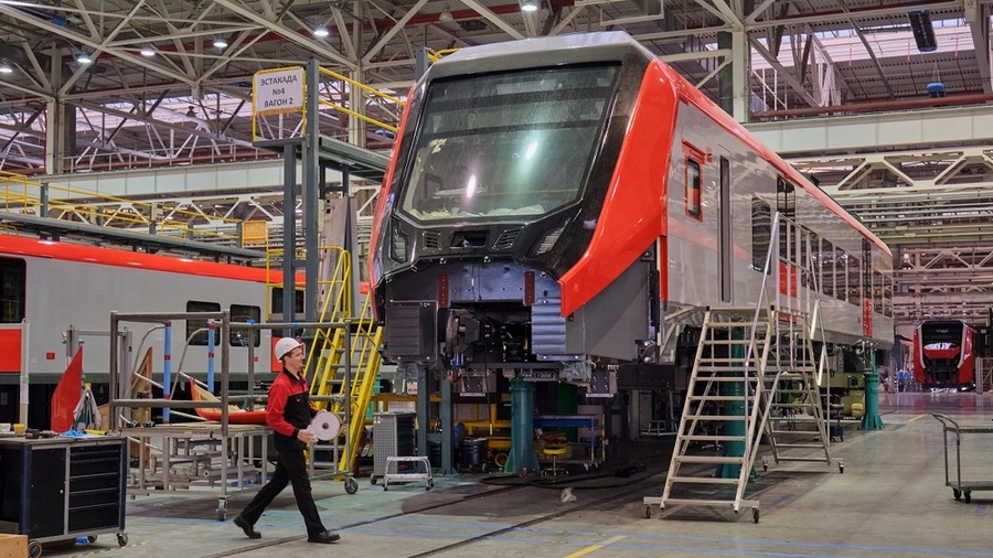 «Уральские локомотивы» - один из разработчиков российских стандартов по склеиванию в производстве подвижного состава