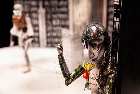 БФ «Синара» поддержал гастроли Екатеринбургского театра кукол