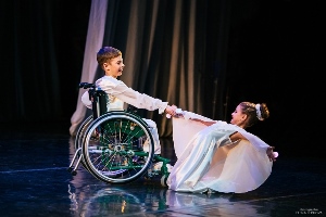 Благотворительный фонд «Синара» поддержал фестиваль «Синяя Птица – Инклюзив»