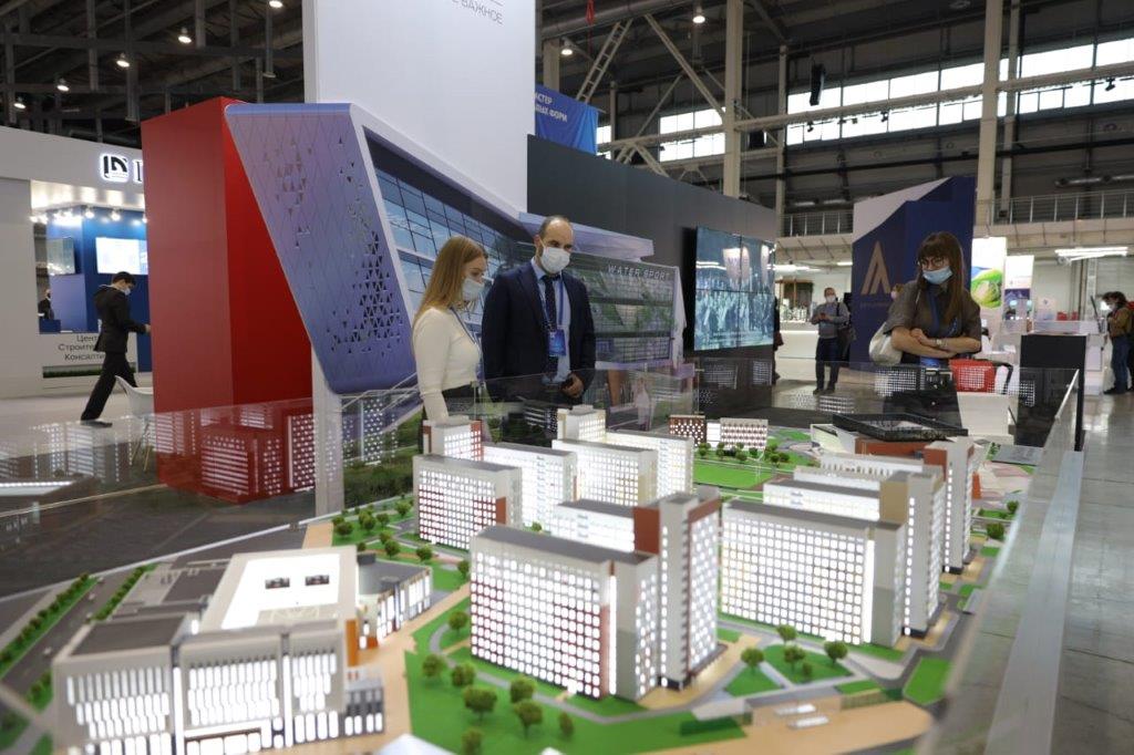 Компания «Синара-Девелопмент» принимает участие в Международном форуме и выставке 100+ TechnoBuild