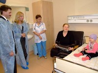 Благотворительный фонд «Синара» оказывает помощь детям с онкологическими заболеваниями