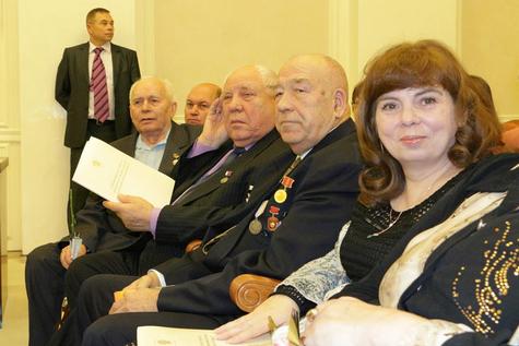 В Уральском федеральном округе при поддержке БФ «Синара» объявлен XI конкурс социальных программ и проектов «12 гражданских инициатив УрФО»